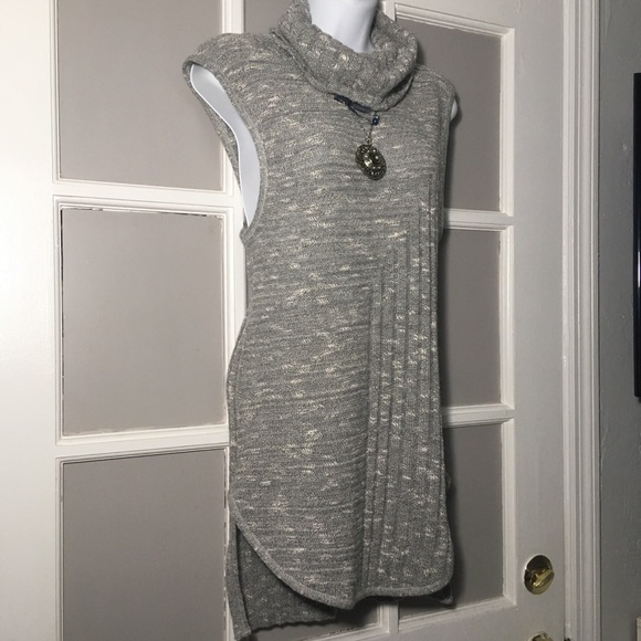 MIAMI TURTLENECK TANK TOP - Picture 6 of 8